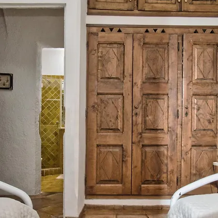Amazing Two-bedroom House With Sea View In Cala Di Volpe Holiday home *