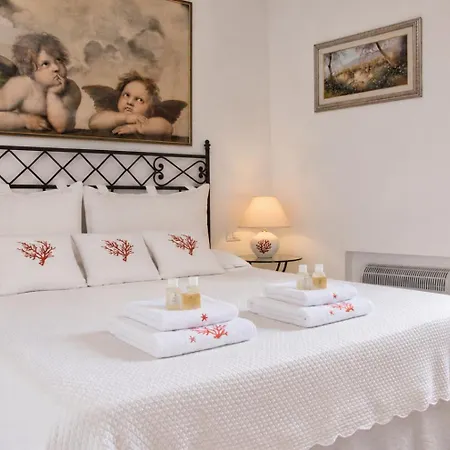 Holiday home Amazing Two-bedroom House With Sea View In Cala Di Volpe