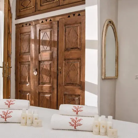 Amazing Two-bedroom House With Sea View In Cala Di Volpe Casa de Férias *