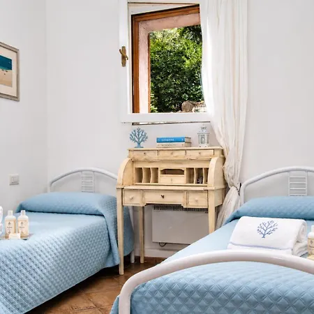 Amazing Two-bedroom House With Sea View In Cala Di Volpe *